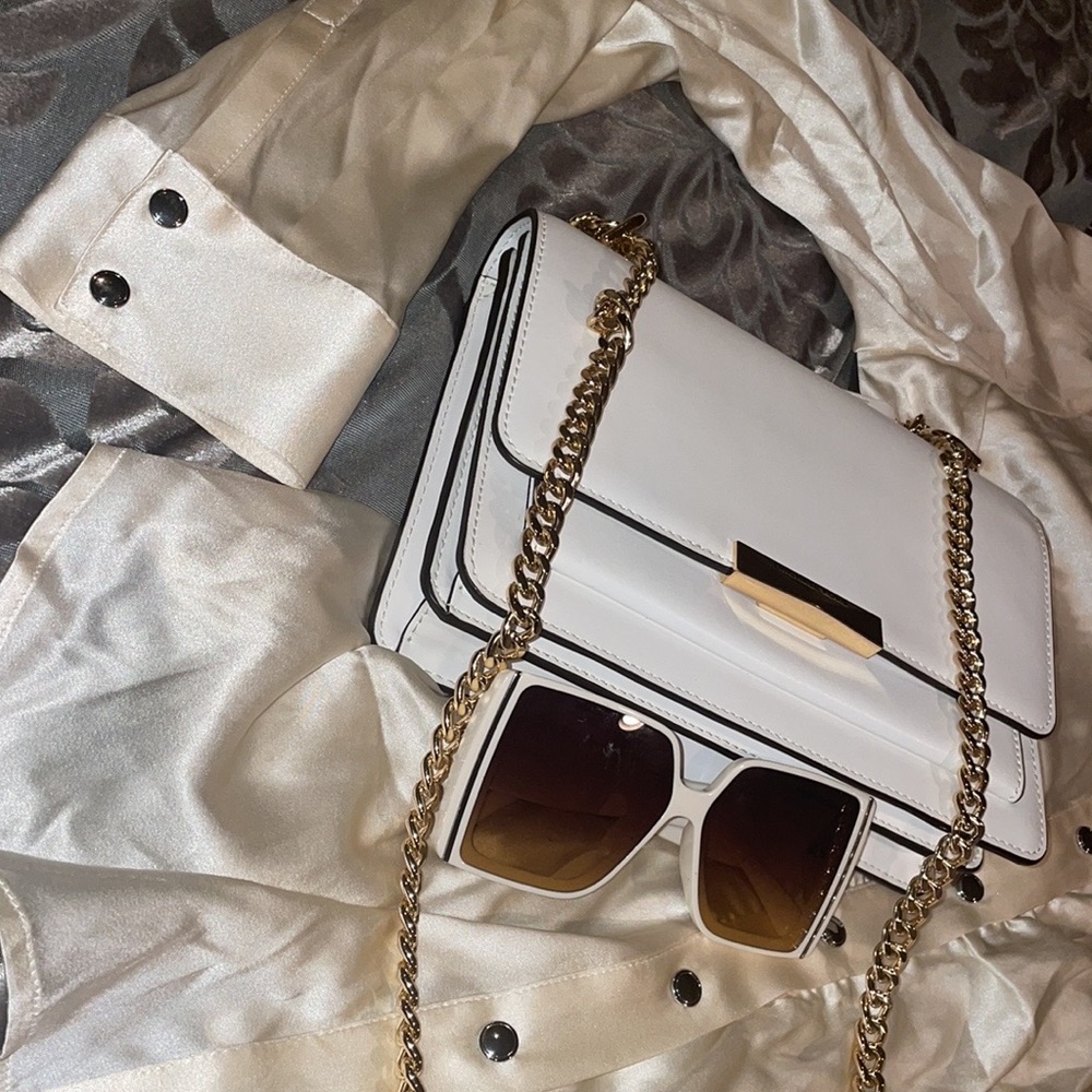 ~Oversized Square Sunglasses:White Exterior & Brown Interior~ - Picture 12 of 16